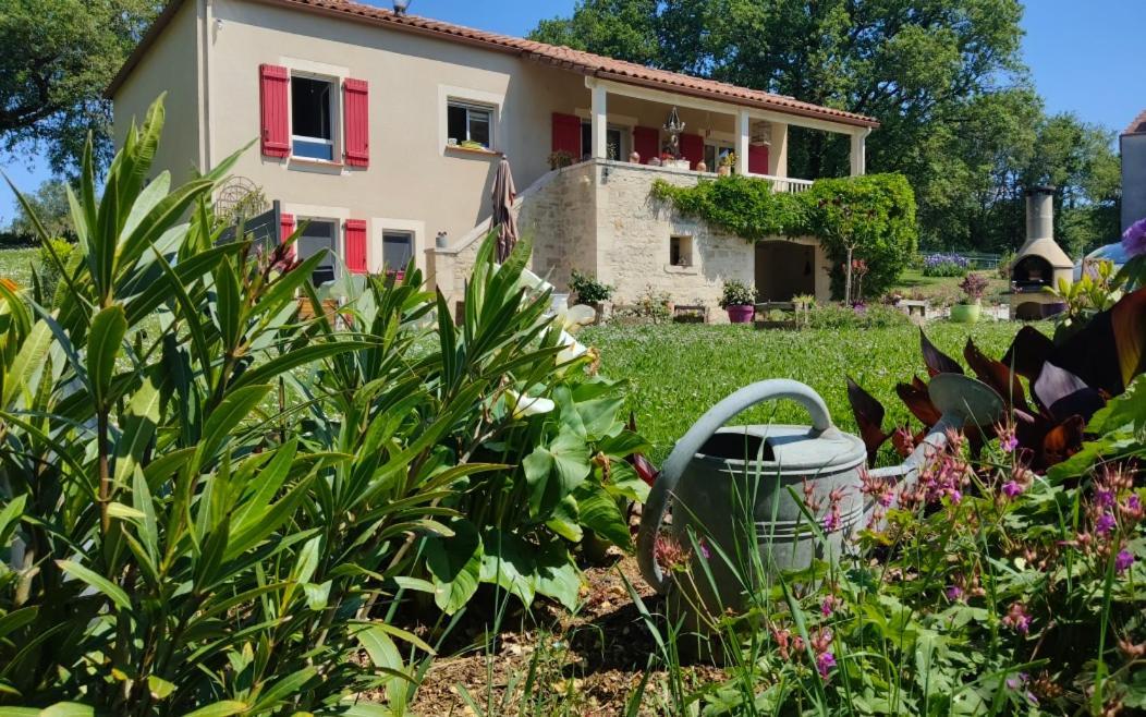 Le Colombie Gouleme Bed & Breakfast Concores Luaran gambar